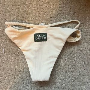 NWOT Daily Drills Cream Spritz Bikini Bottom
